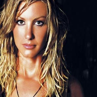 faith_hill - Power Pitch MusicPower Pitch Music